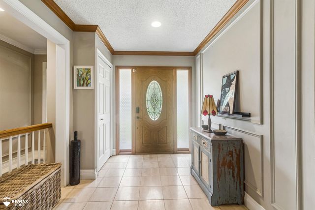 32511 Norfolk Street, Livonia, MI 48152