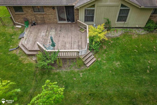 32511 Norfolk Street, Livonia, MI 48152