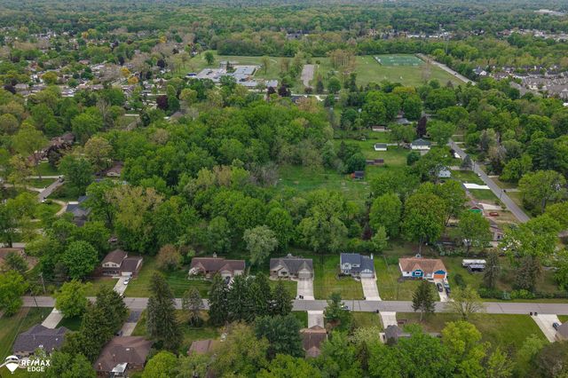 32511 Norfolk Street, Livonia, MI 48152
