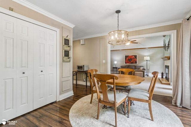 32511 Norfolk Street, Livonia, MI 48152