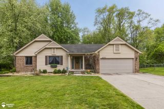 32511 Norfolk Street, Livonia, MI 48152