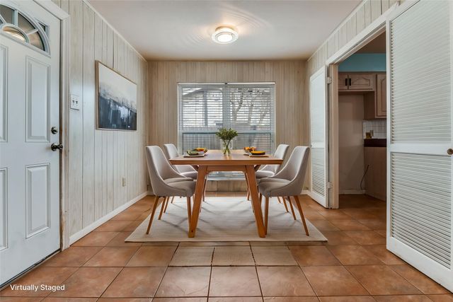 2805 Barrington Place, Arlington, TX 76014