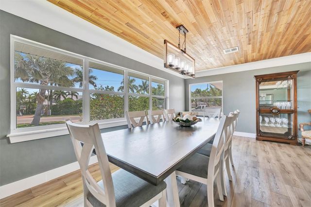 812 59TH STREET NW, Bradenton, FL 34209