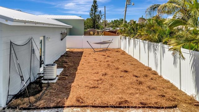 812 59TH STREET NW, Bradenton, FL 34209