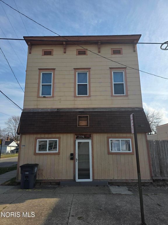 1996 Starr Avenue, Toledo, OH 43605