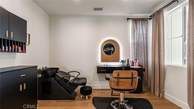 29340 Via Milagro, Valencia, CA 91354