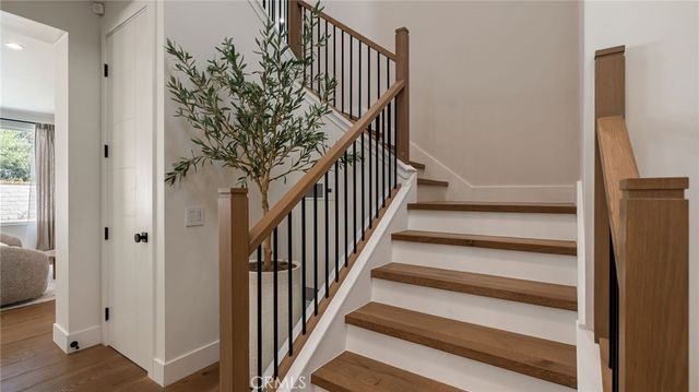 29340 Via Milagro, Valencia, CA 91354
