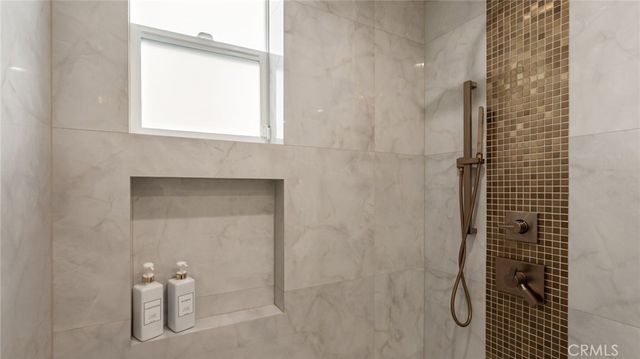 29340 Via Milagro, Valencia, CA 91354