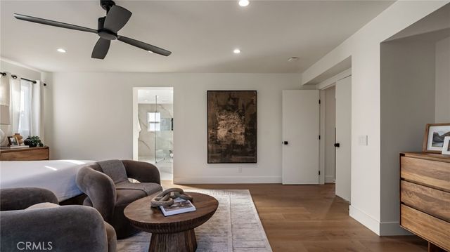 29340 Via Milagro, Valencia, CA 91354