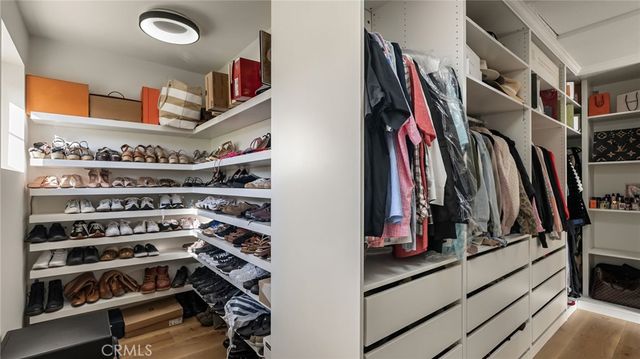 29340 Via Milagro, Valencia, CA 91354