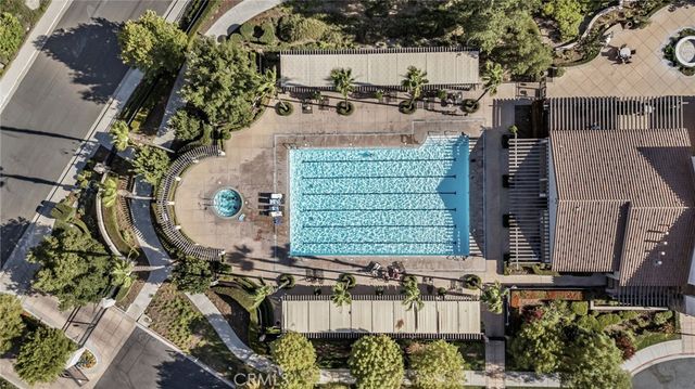 29340 Via Milagro, Valencia, CA 91354