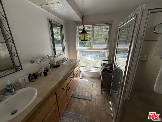 4840 Adele Court, Woodland Hills (los Angeles), CA 91364