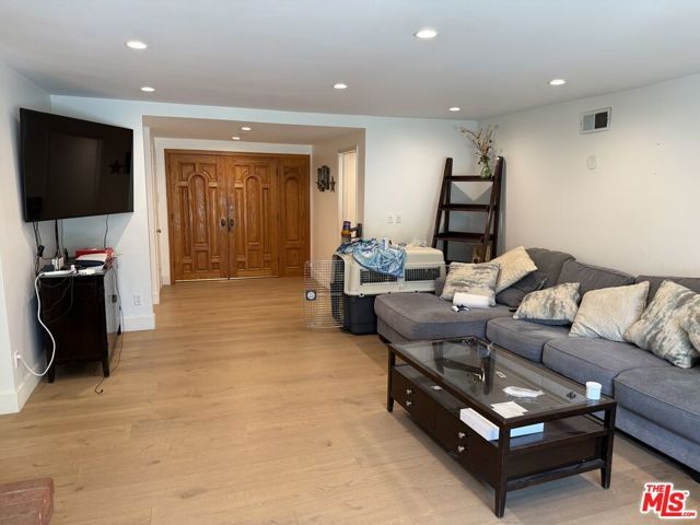 4840 Adele Court, Woodland Hills (los Angeles), CA 91364