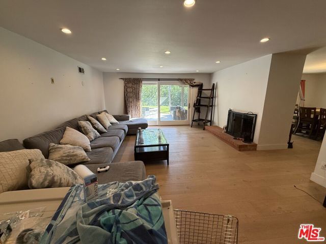 4840 Adele Court, Woodland Hills (los Angeles), CA 91364