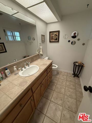 4840 Adele Court, Woodland Hills (los Angeles), CA 91364