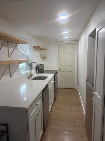 2417 W GRAY STREET, Tampa, FL 33609