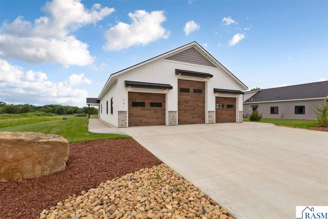 541 Smith Street, Kasota, MN 56050