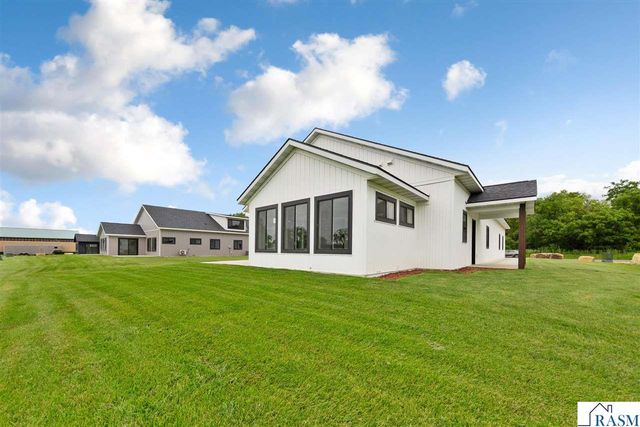 541 Smith Street, Kasota, MN 56050