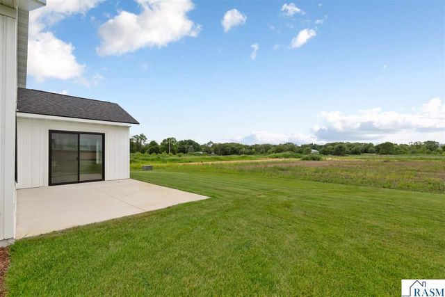 541 Smith Street, Kasota, MN 56050