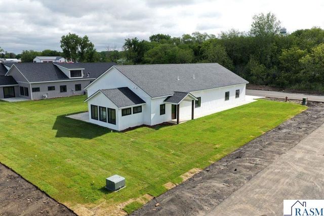 541 Smith Street, Kasota, MN 56050