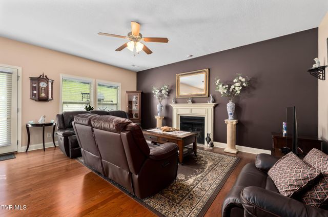 2915 Royal Mile Divide Divide, Kingsport, TN 37664