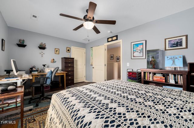 2915 Royal Mile Divide Divide, Kingsport, TN 37664