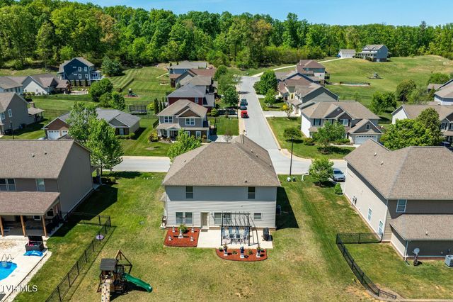 2915 Royal Mile Divide Divide, Kingsport, TN 37664