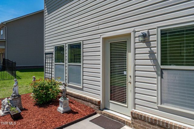 2915 Royal Mile Divide Divide, Kingsport, TN 37664