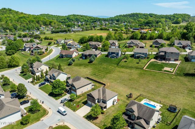 2915 Royal Mile Divide Divide, Kingsport, TN 37664