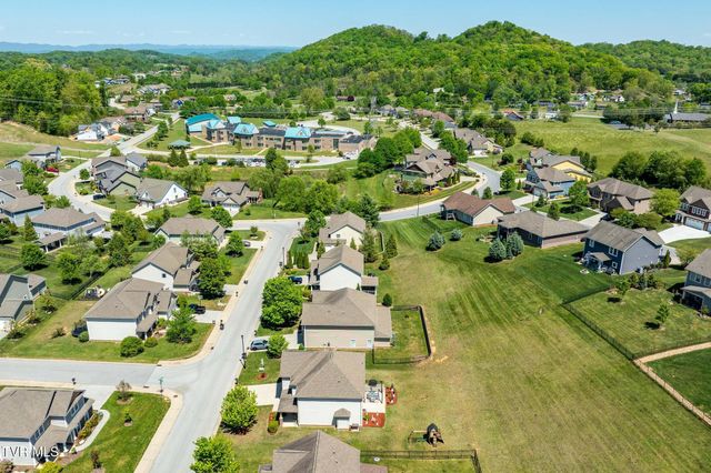 2915 Royal Mile Divide Divide, Kingsport, TN 37664