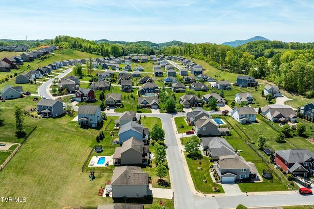 2915 Royal Mile Divide Divide, Kingsport, TN 37664