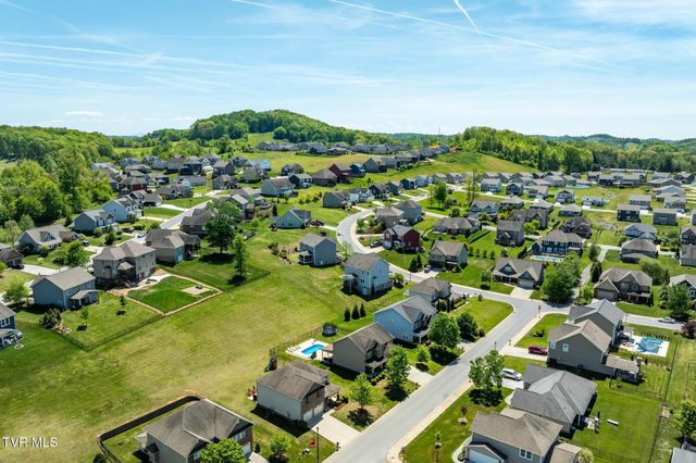 2915 Royal Mile Divide Divide, Kingsport, TN 37664