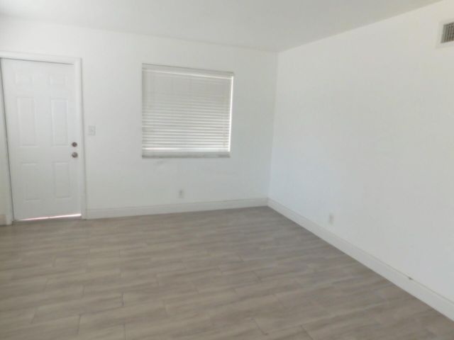 825 NE 6th Street 3, Fort Lauderdale, FL 33304