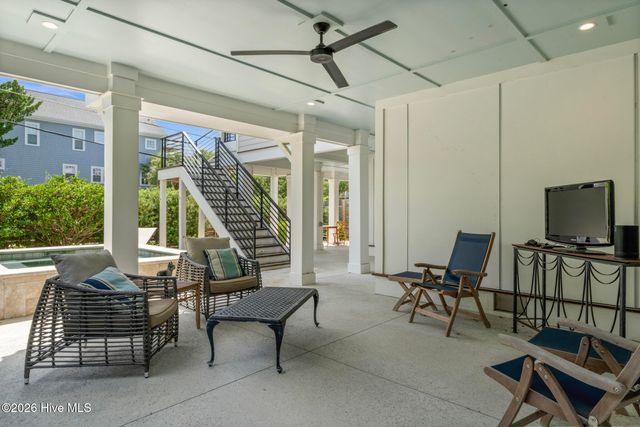 9 Island Drive, Wrightsville Beach, NC 28480