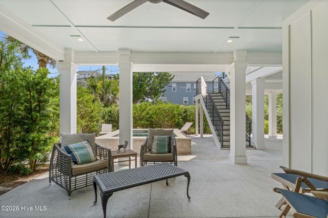 9 Island Drive, Wrightsville Beach, NC 28480