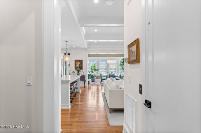 9 Island Drive, Wrightsville Beach, NC 28480
