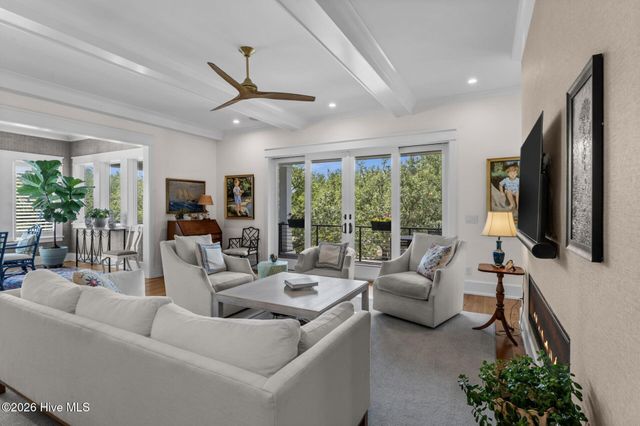 9 Island Drive, Wrightsville Beach, NC 28480