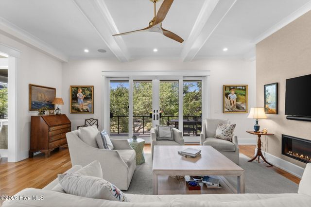 9 Island Drive, Wrightsville Beach, NC 28480