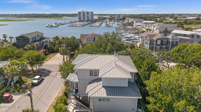 9 Island Drive, Wrightsville Beach, NC 28480