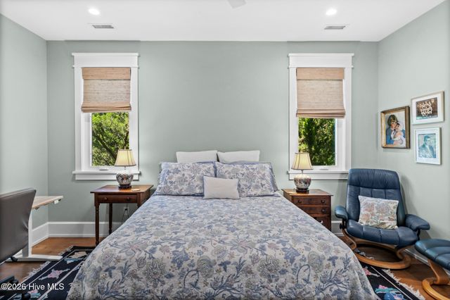 9 Island Drive, Wrightsville Beach, NC 28480