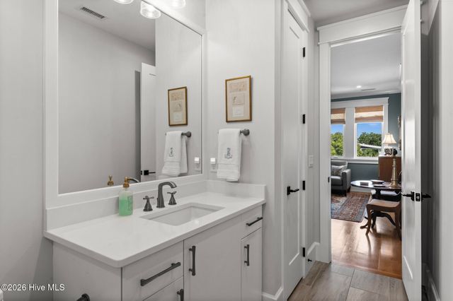 9 Island Drive, Wrightsville Beach, NC 28480