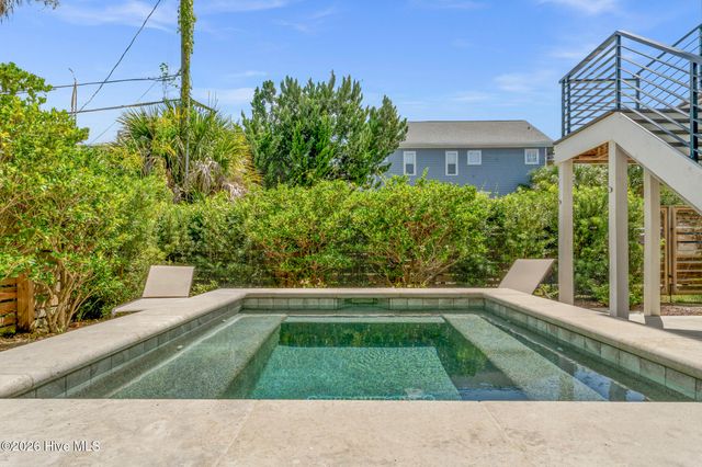 9 Island Drive, Wrightsville Beach, NC 28480