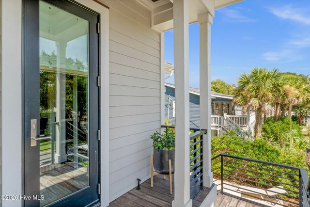 9 Island Drive, Wrightsville Beach, NC 28480