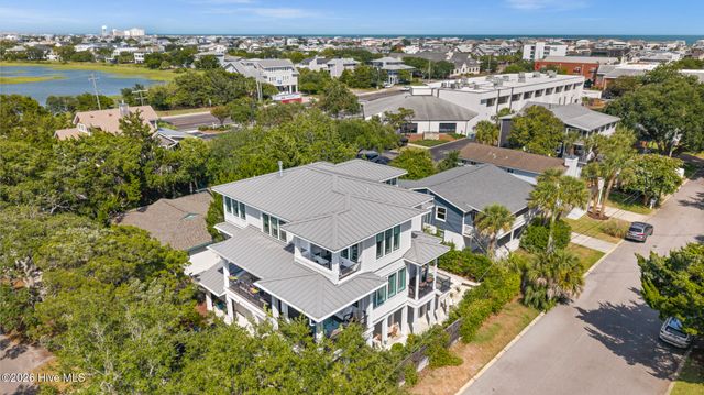 9 Island Drive, Wrightsville Beach, NC 28480