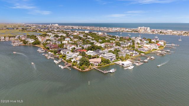 9 Island Drive, Wrightsville Beach, NC 28480