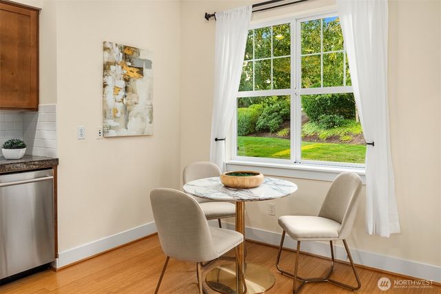 1748 25th Walk NE, Issaquah, WA 98029