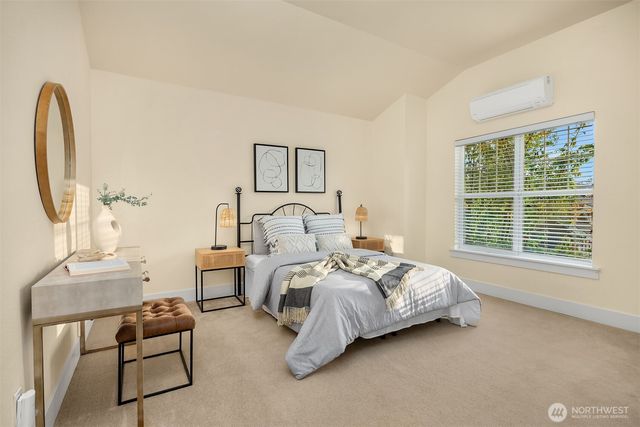 1748 25th Walk NE, Issaquah, WA 98029