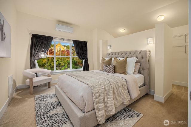 1748 25th Walk NE, Issaquah, WA 98029