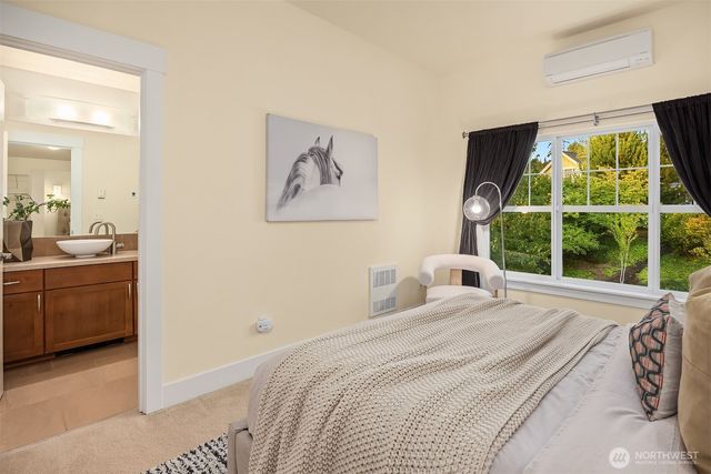 1748 25th Walk NE, Issaquah, WA 98029