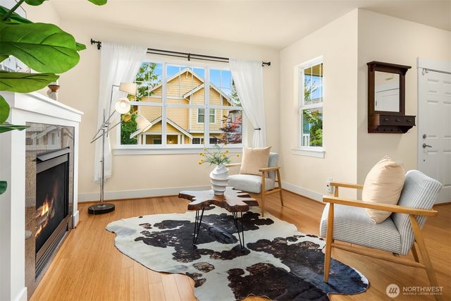 1748 25th Walk NE, Issaquah, WA 98029